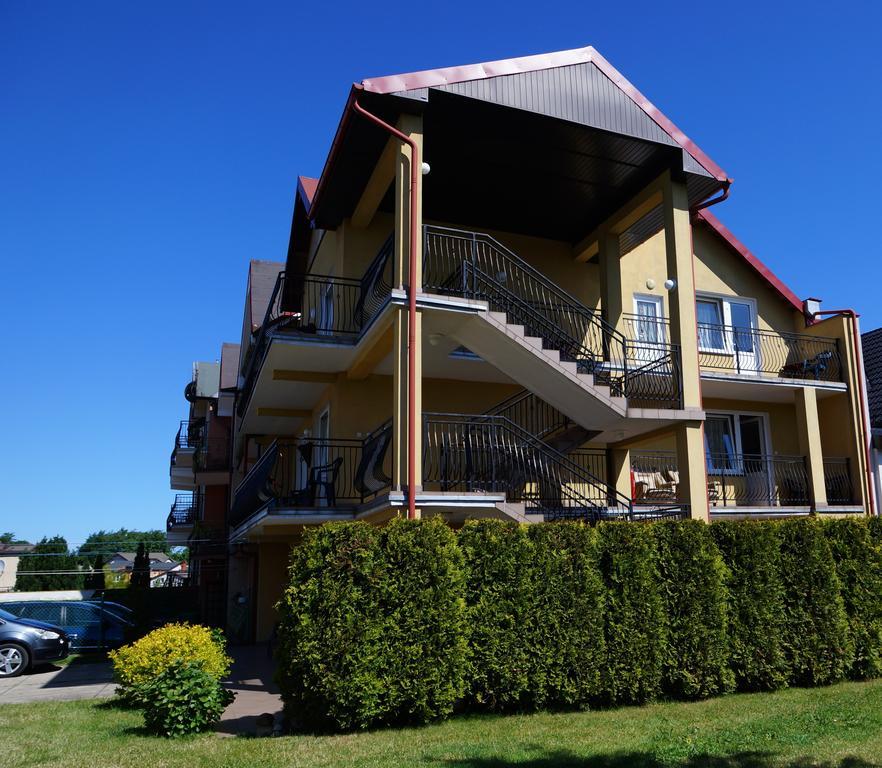 Dom Goscinny Ewa Władysławowo Exteriör bild
